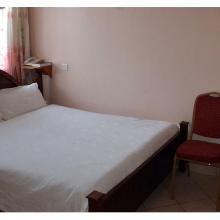 Royal Delight Hotel And Apartments Thika Eksteriør bilde