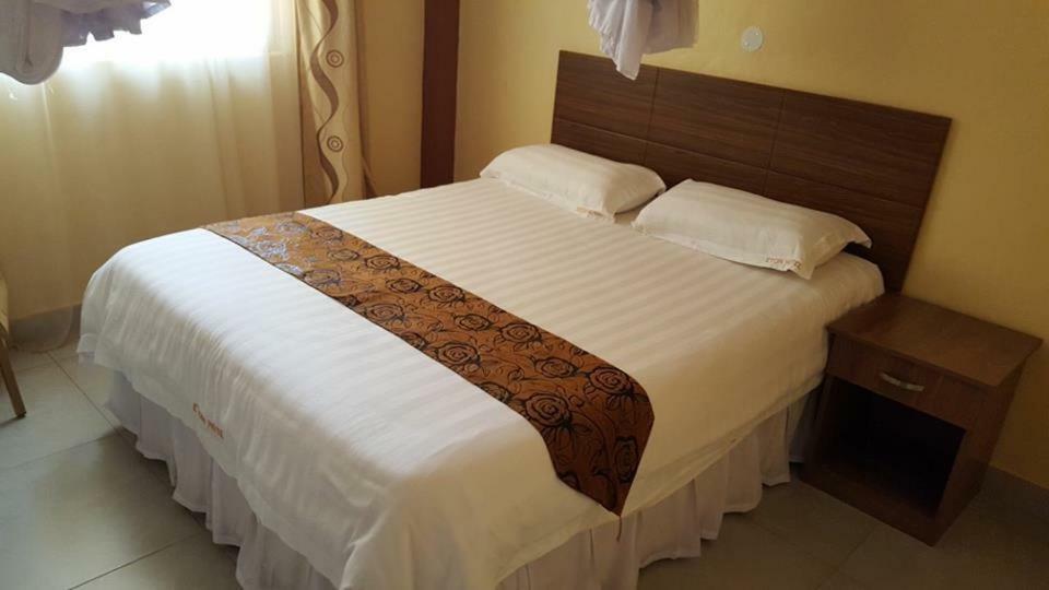 Royal Delight Hotel And Apartments Thika Eksteriør bilde
